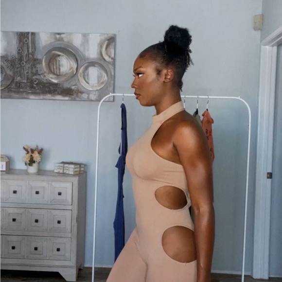 Hole Me Jumpsuit - Picture 3 of 3